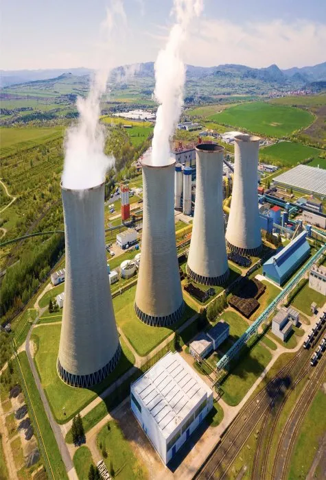 Power plant emitting CO2